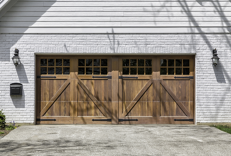 Wood look carriage style garage doors
